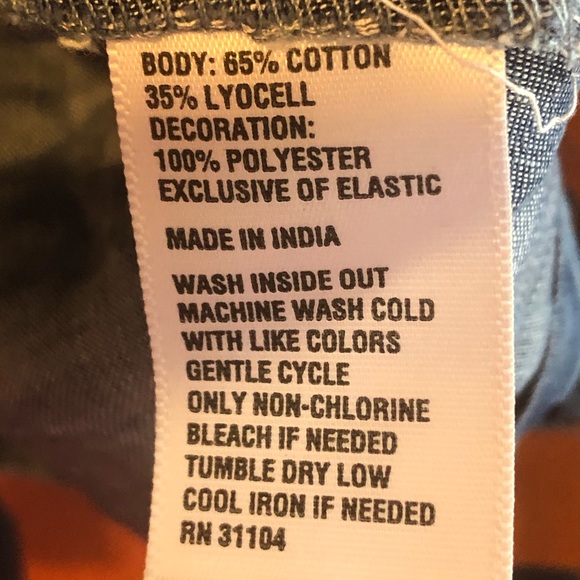 Crown and Ivy Distressed Tank With Fringe XXL NWT - Picture 5 of 6